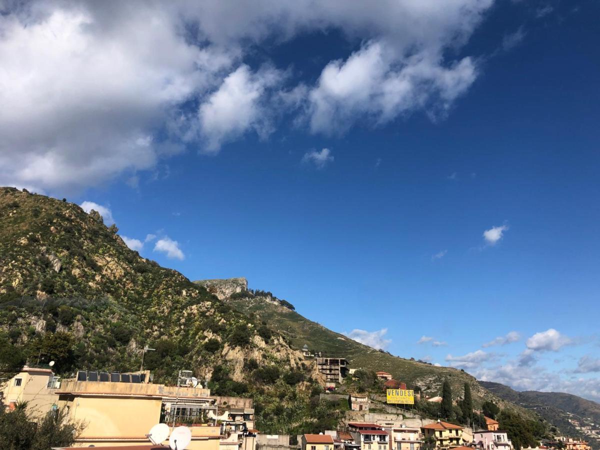 Taormina Center Apartment With Sea View Extérieur photo